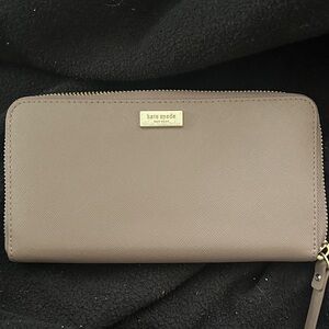 Kate Spade Taupe Wallet